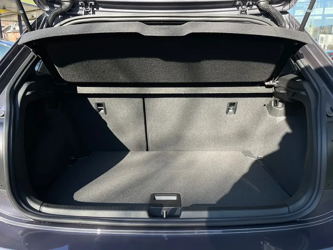 Volkswagen Polo - Thumbnail 12