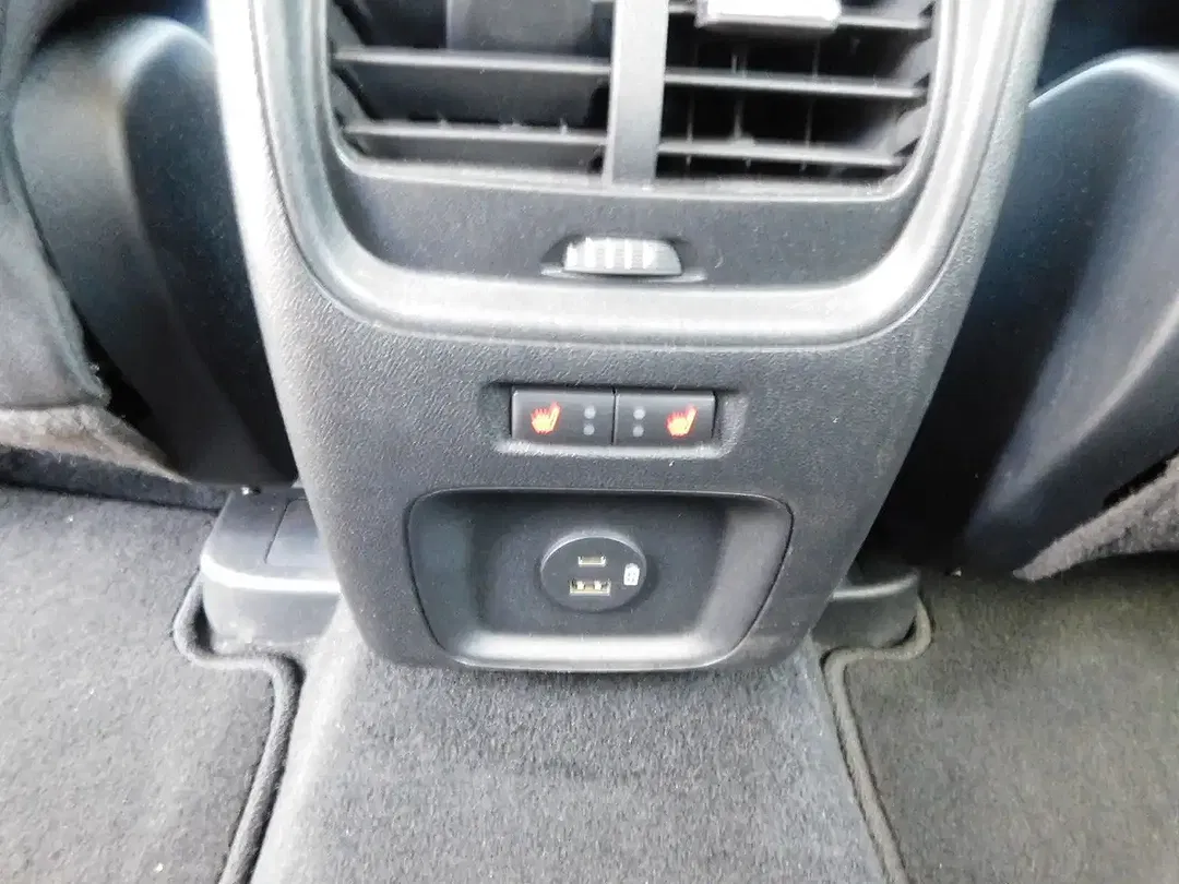 Ford Kuga - Thumbnail 13