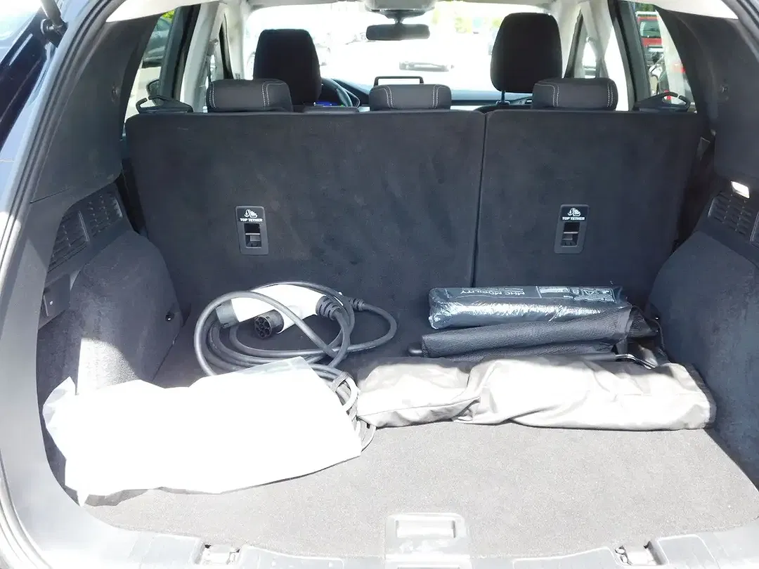 Ford Kuga - Thumbnail 14