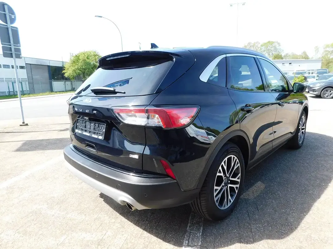 Ford Kuga - Thumbnail 5