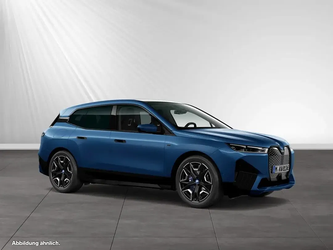 BMW iX - Thumbnail 9