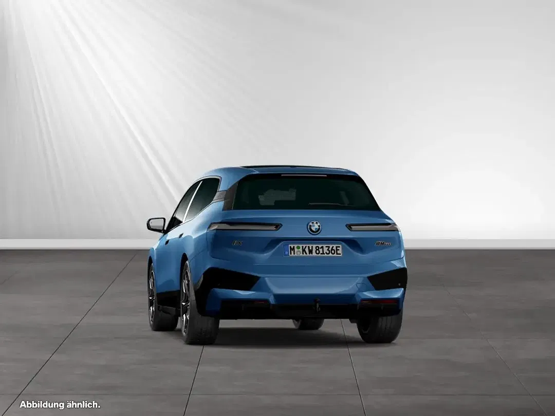BMW iX - Thumbnail 7