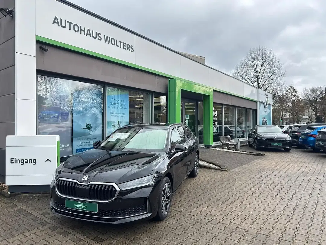 Skoda Superb - Thumbnail 1
