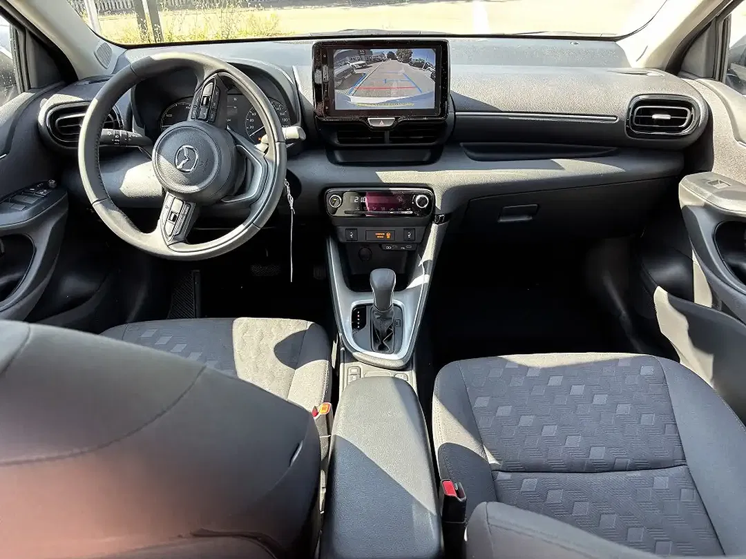 Mazda 2 - Thumbnail 13