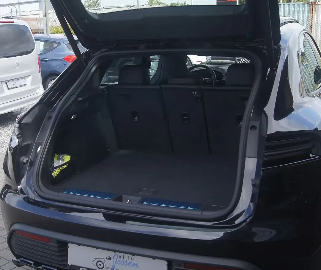 Porsche Macan - Thumbnail 10