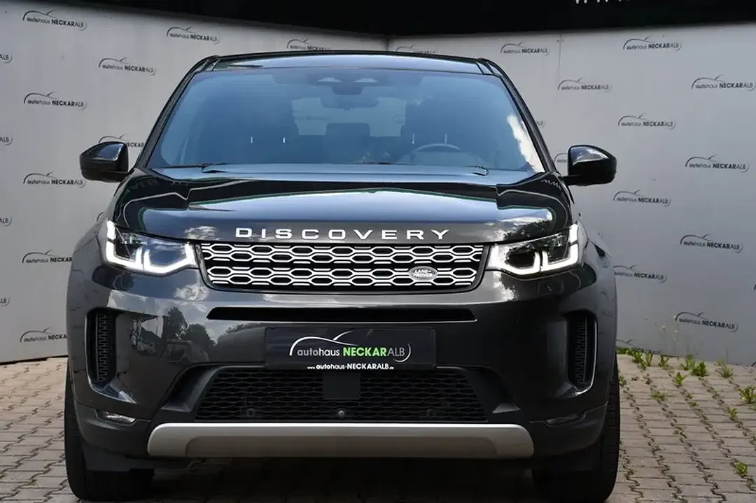 Land Rover Discovery Sport - Thumbnail 2