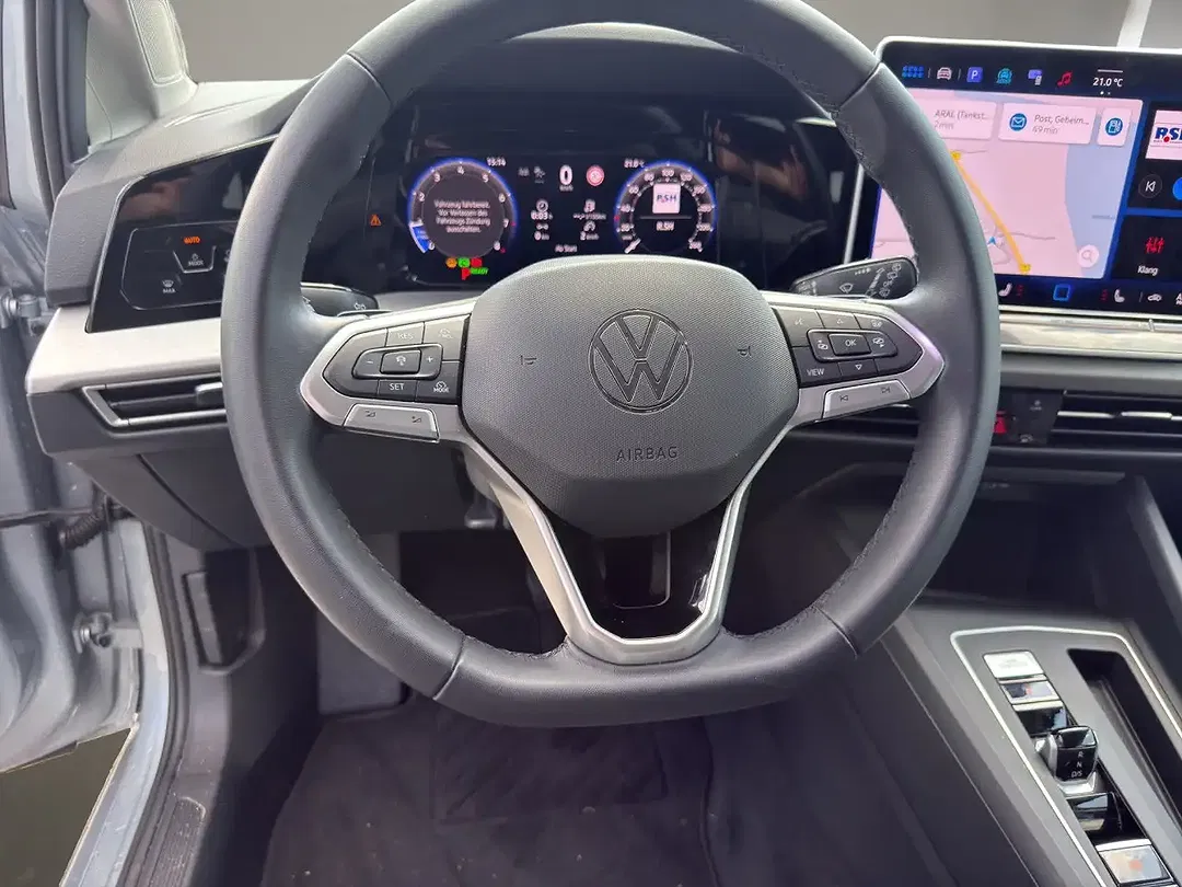 Volkswagen Golf - Thumbnail 10