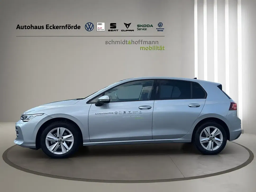 Volkswagen Golf - Thumbnail 3