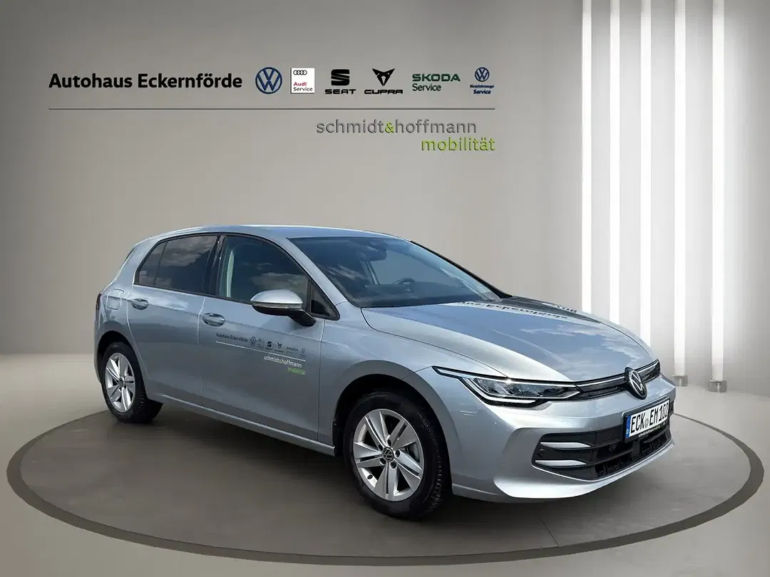 Volkswagen Golf - Thumbnail 8