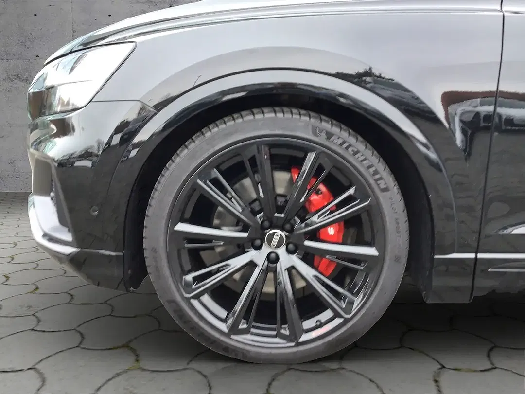 Audi SQ8 - Thumbnail 13