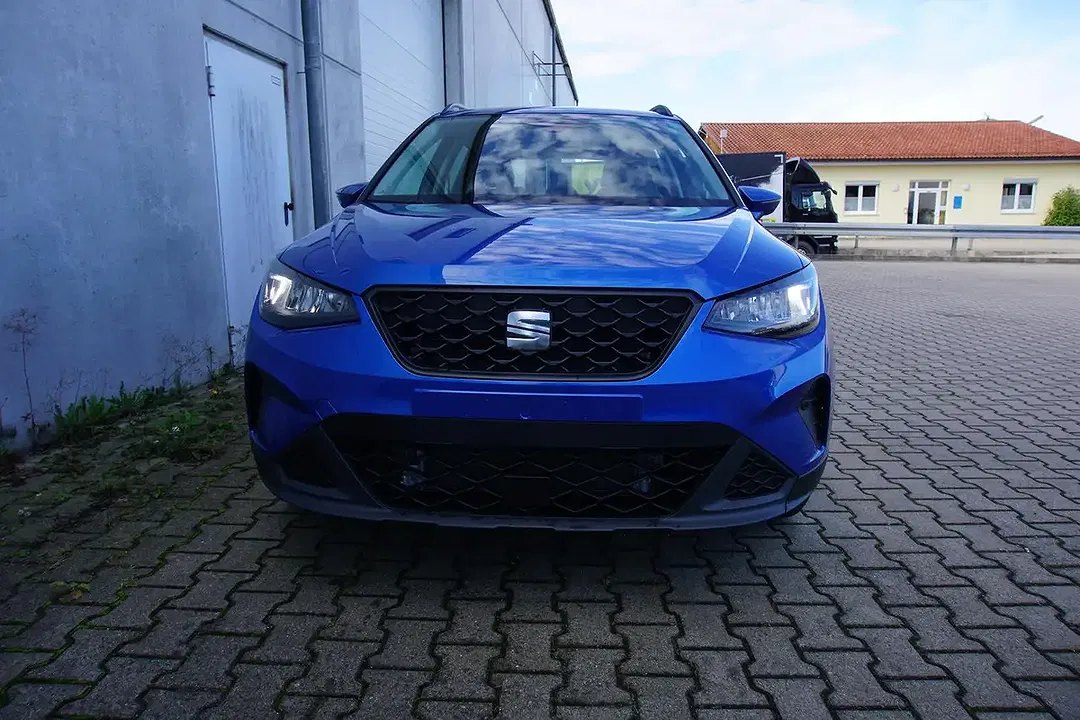 SEAT Arona - Thumbnail 5