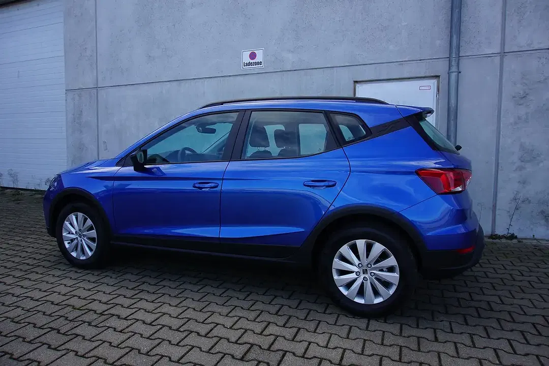 SEAT Arona - Thumbnail 6