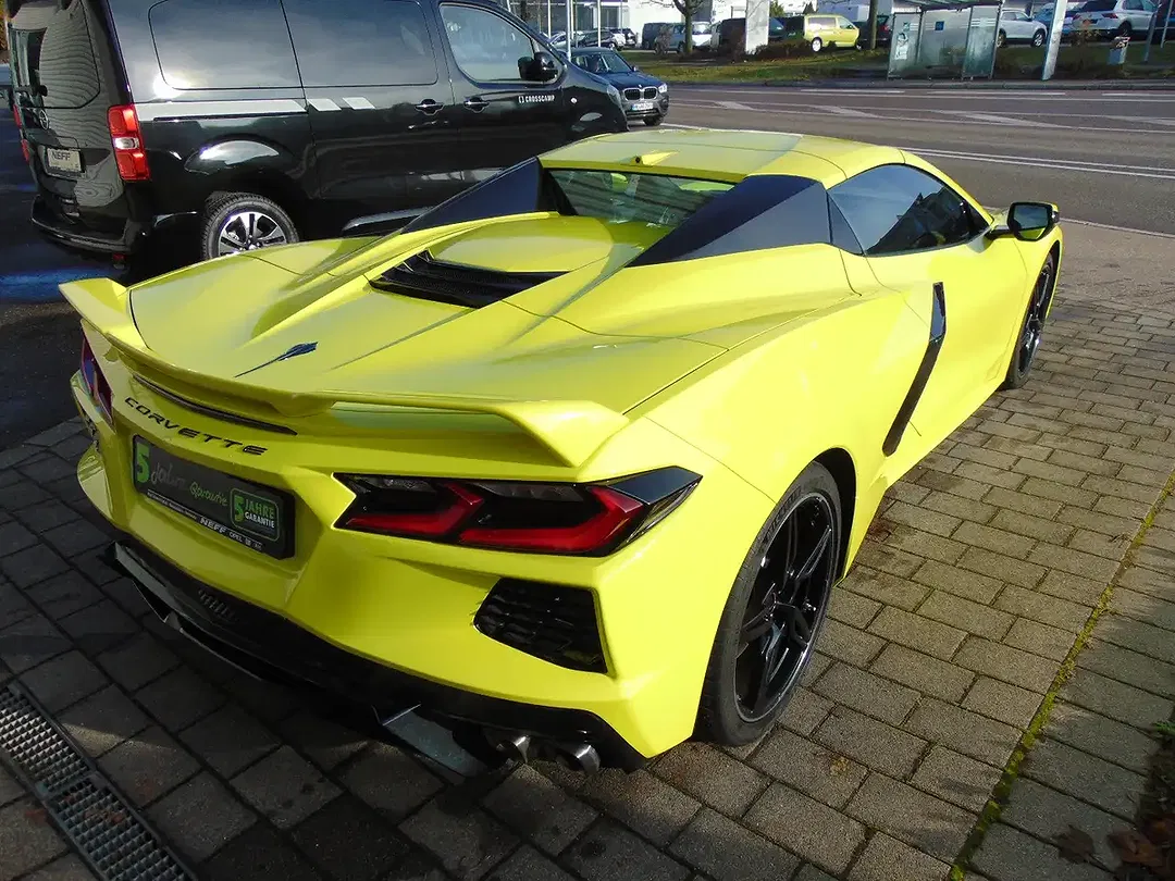 Corvette C8 - Thumbnail 10