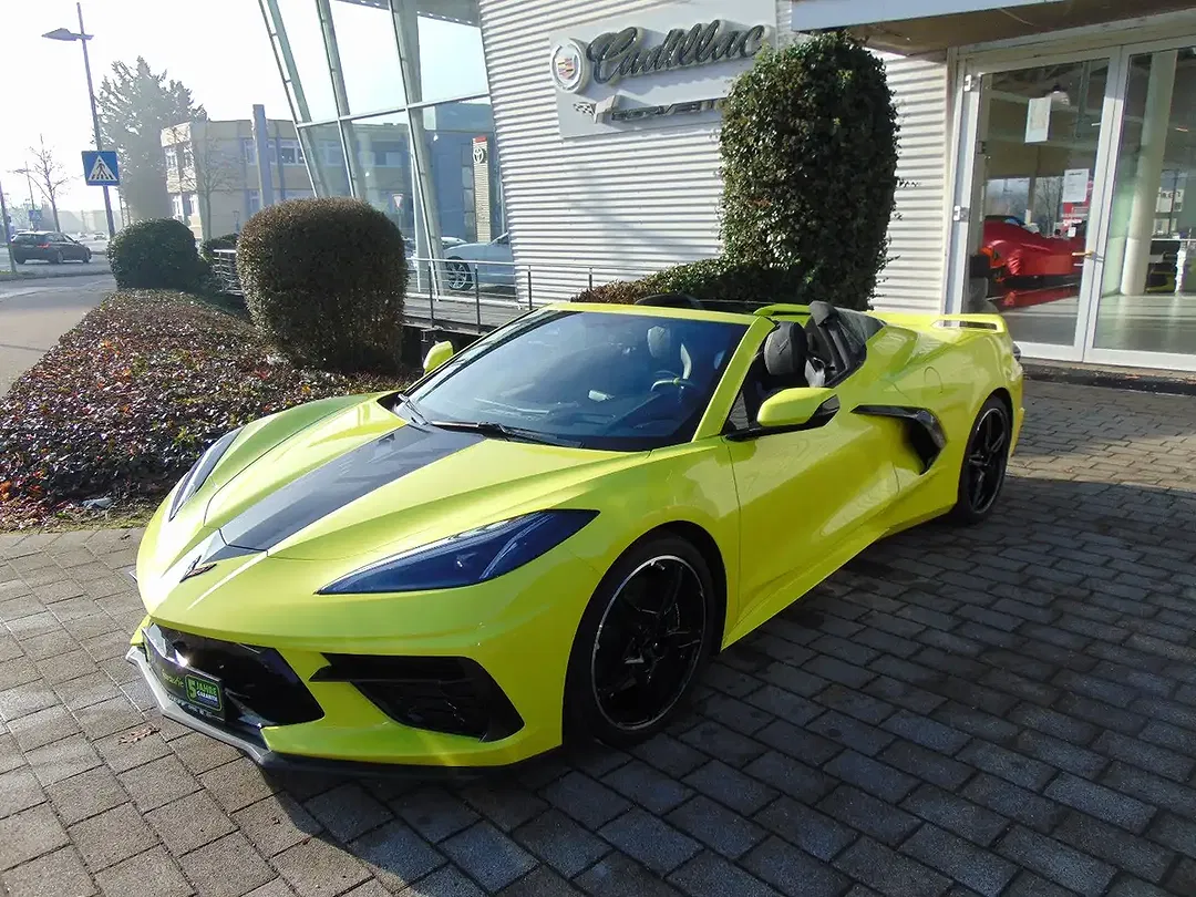 Corvette C8 - Thumbnail 1