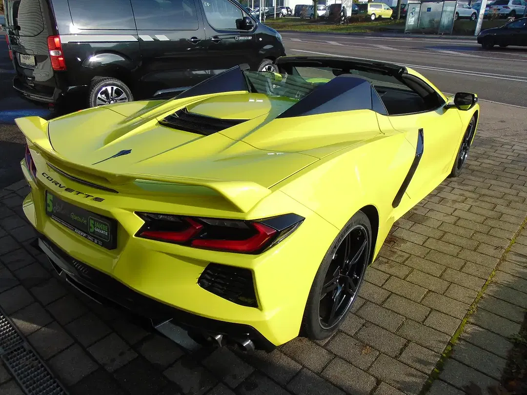 Corvette C8 - Thumbnail 6