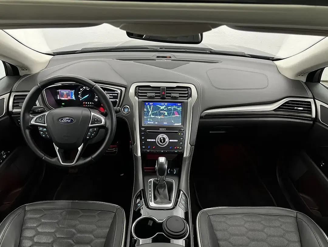 Ford Mondeo - Thumbnail 3