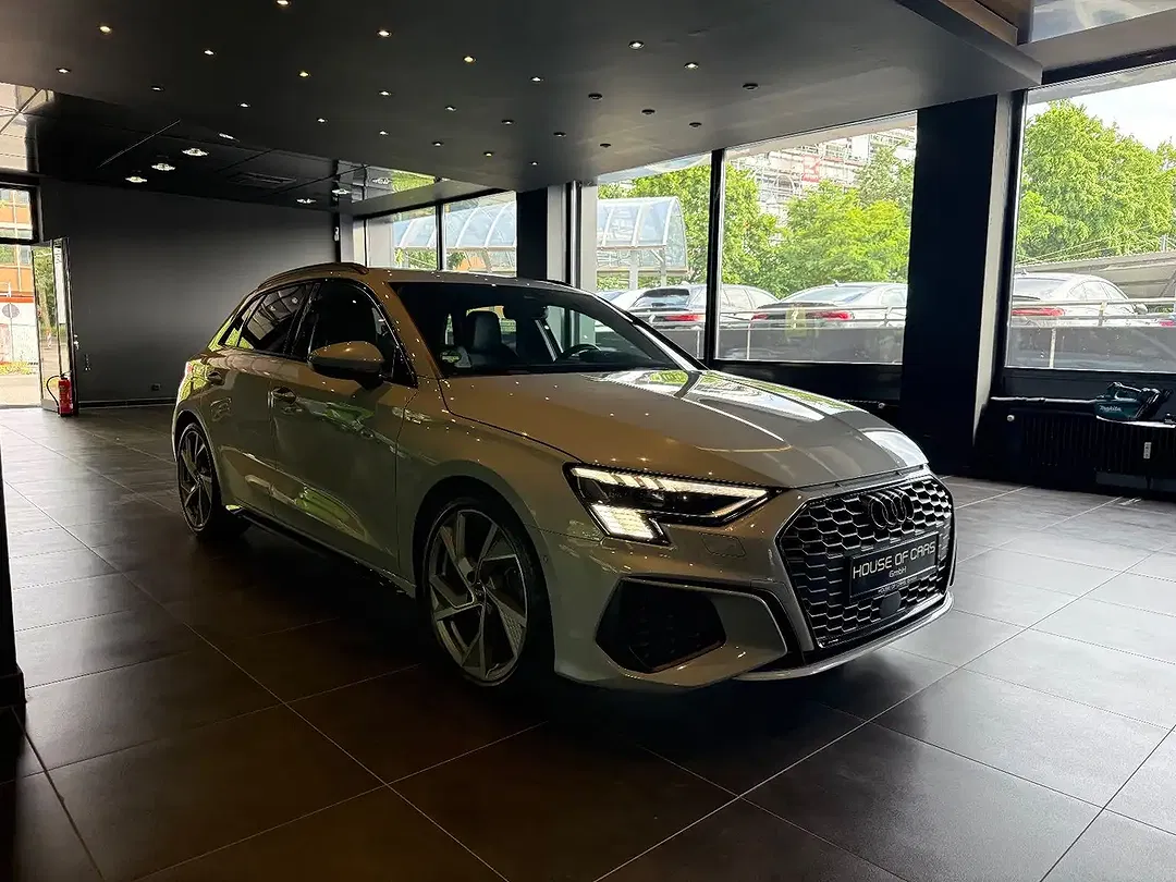 Audi A3 - Thumbnail 2