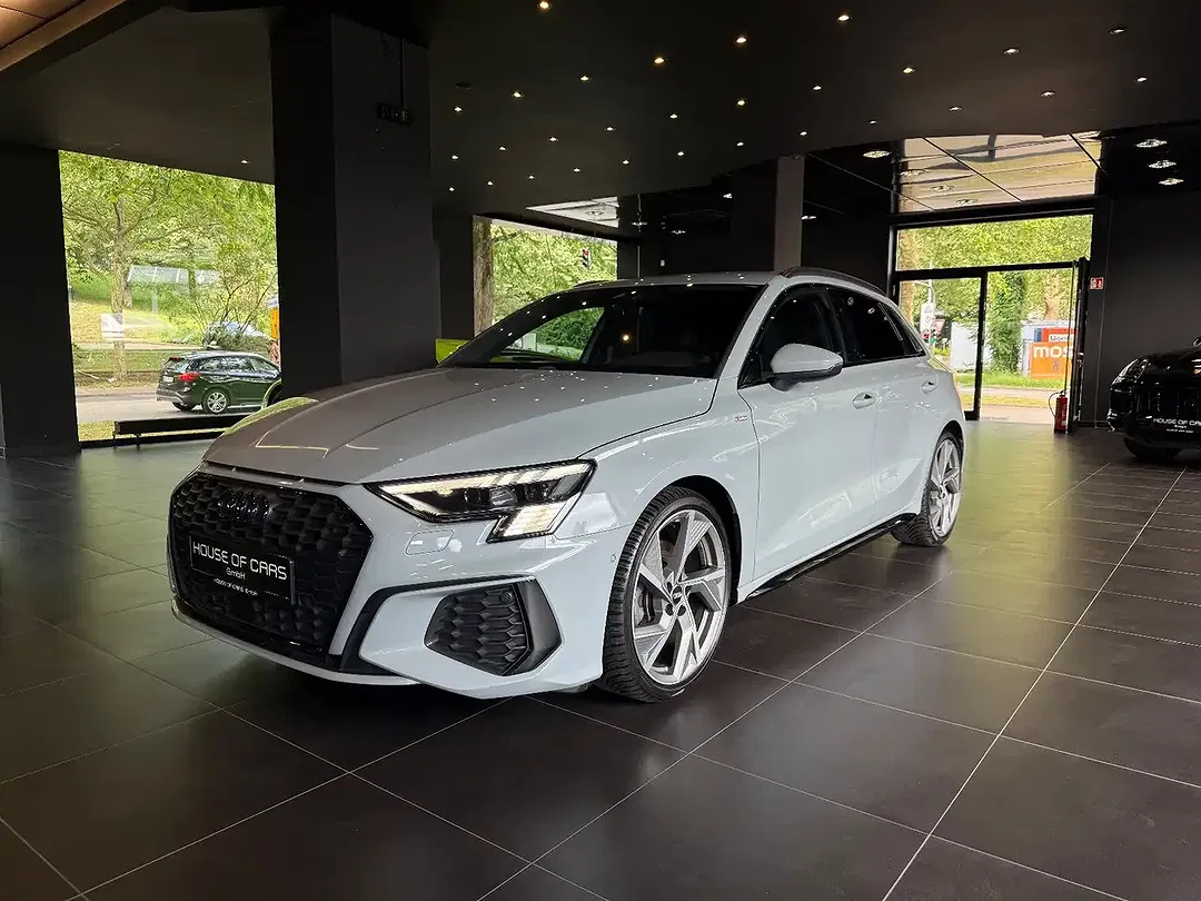 Audi A3 - Thumbnail 4