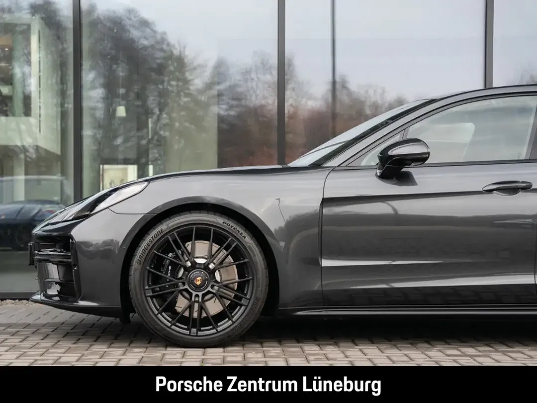 Porsche Panamera - Thumbnail 11