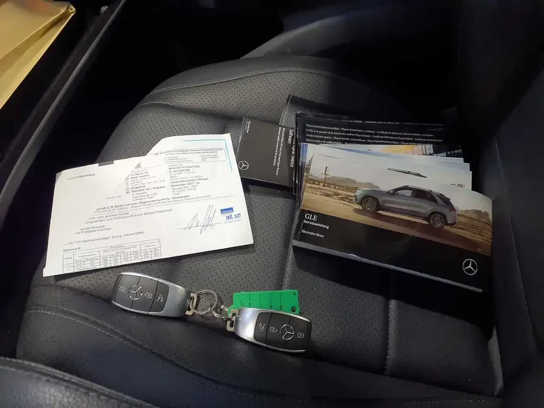 Mercedes-Benz GLE 350 - Thumbnail 12