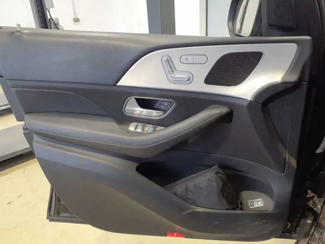 Mercedes-Benz GLE 350 - Thumbnail 13