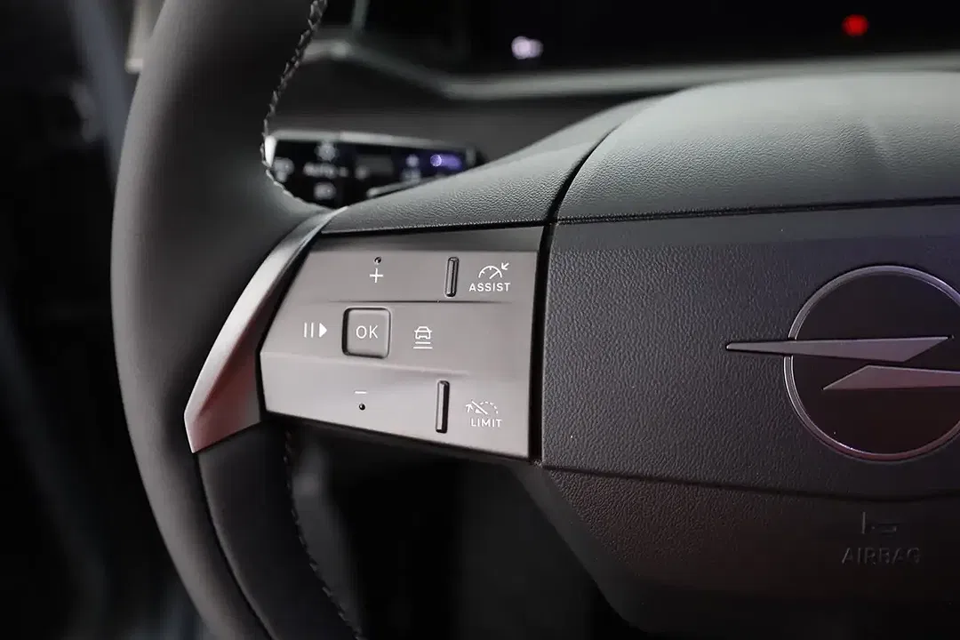 Opel Grandland - Thumbnail 15