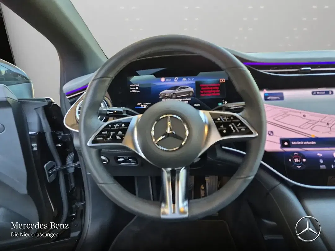 Mercedes-Benz EQE 300 - Thumbnail 13