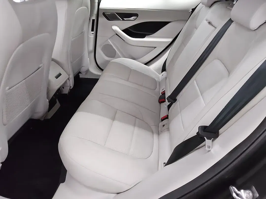 Jaguar I-Pace - Thumbnail 13