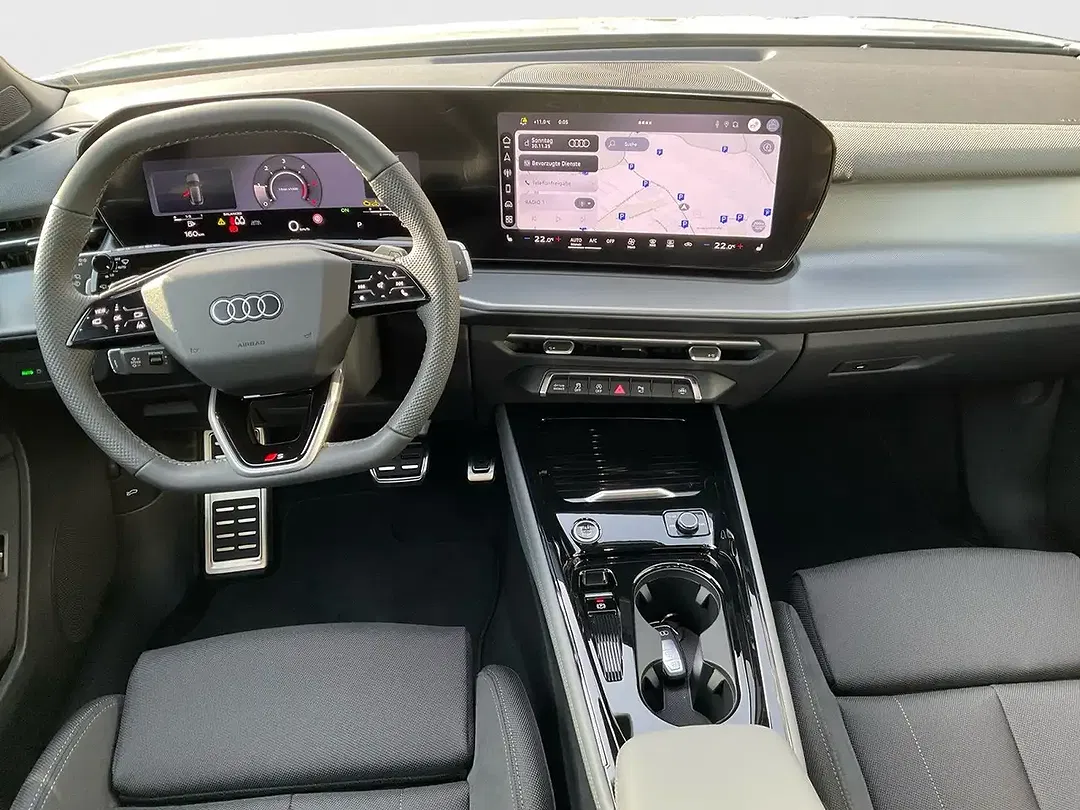 Audi Q3 - Thumbnail 9