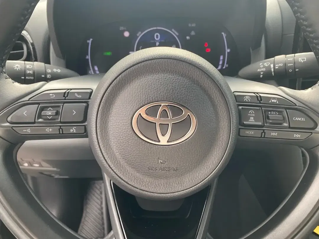 Toyota Yaris Cross - Thumbnail 5