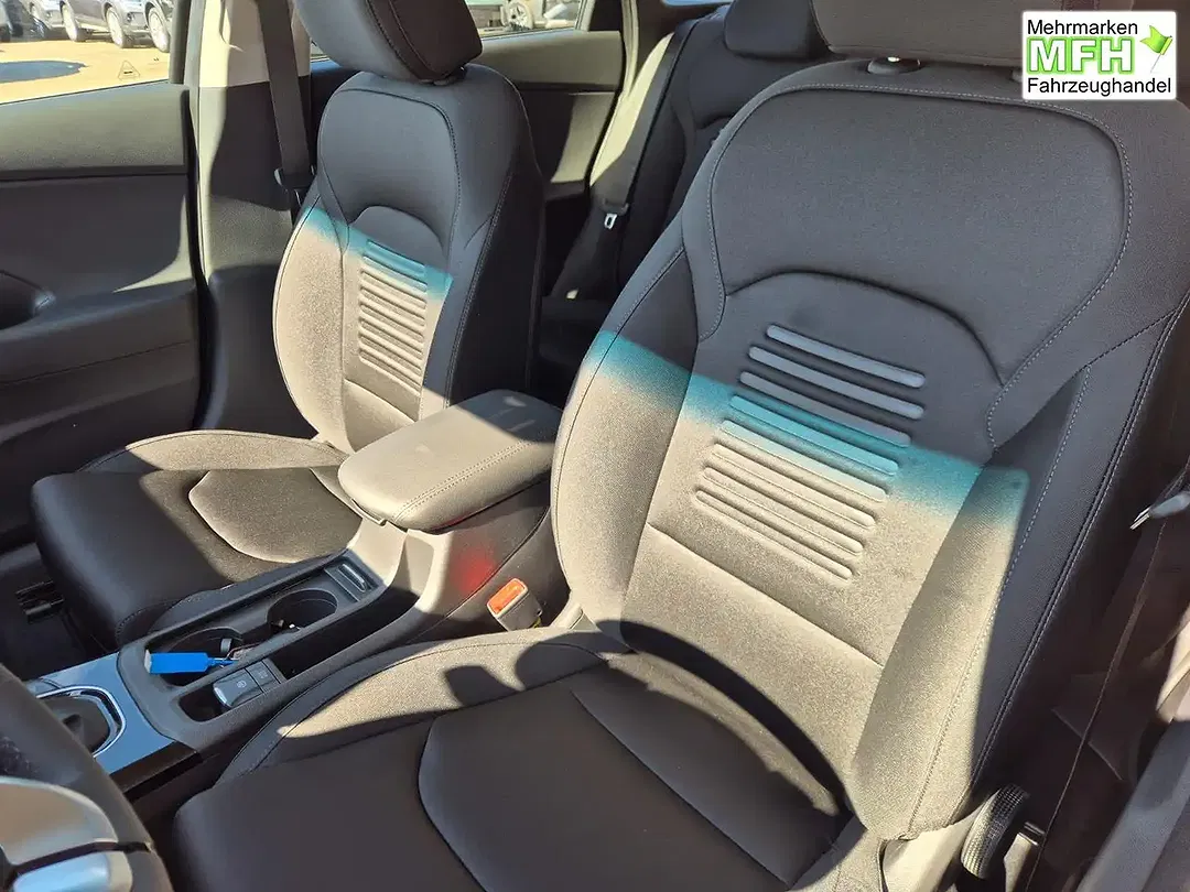 Hyundai i30 - Thumbnail 11