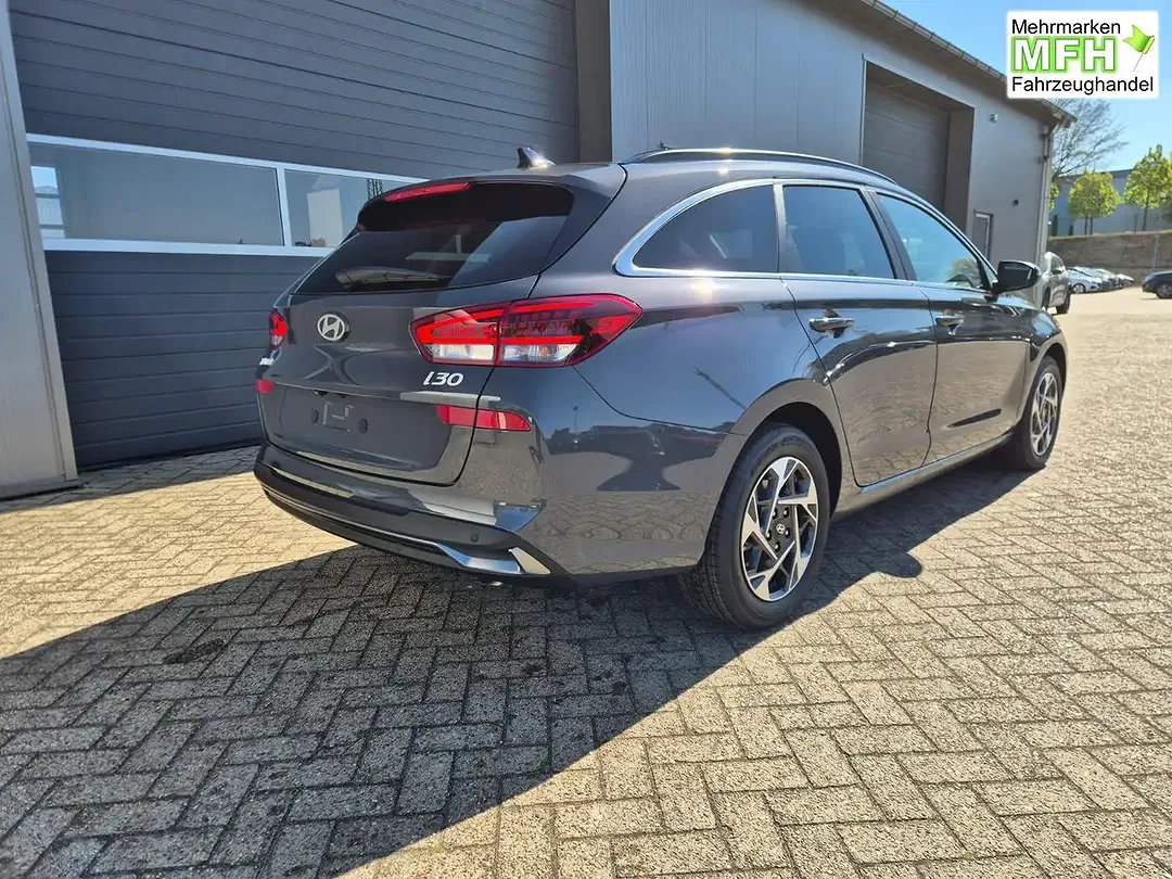 Hyundai i30 - Thumbnail 5