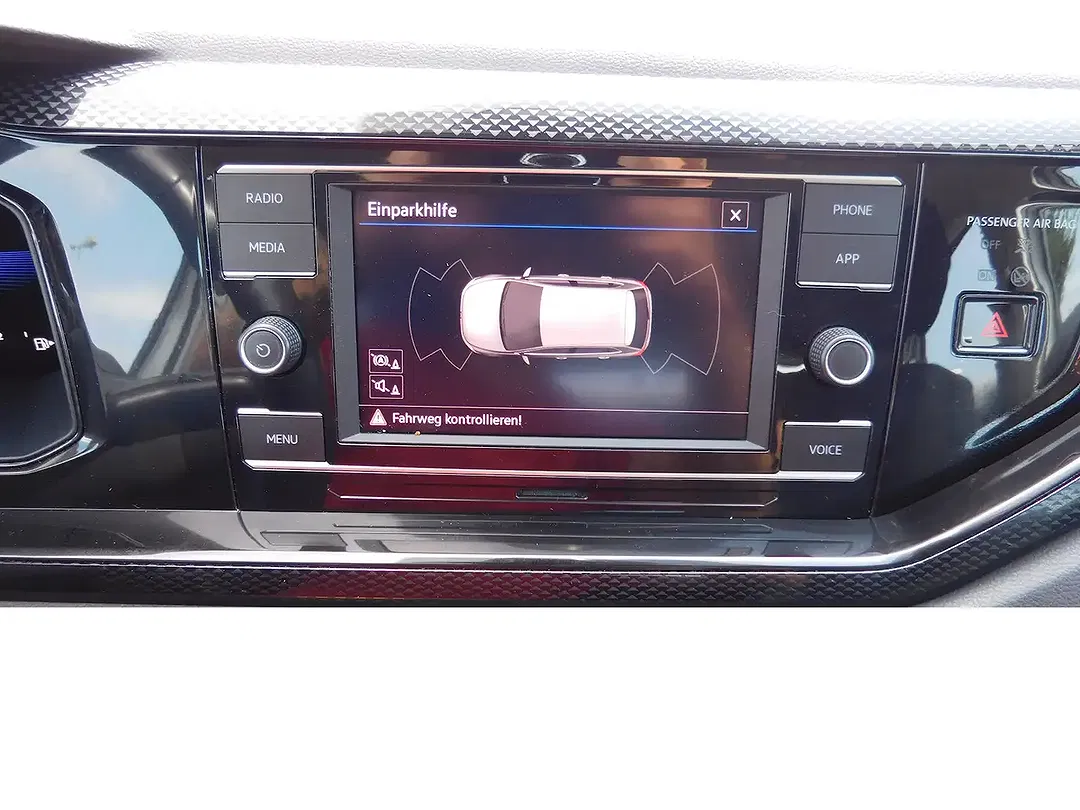 Volkswagen Polo - Thumbnail 6