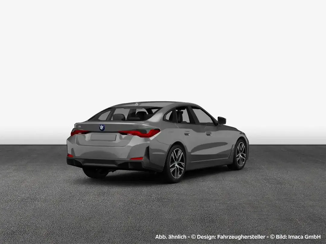 BMW i4 - Thumbnail 2