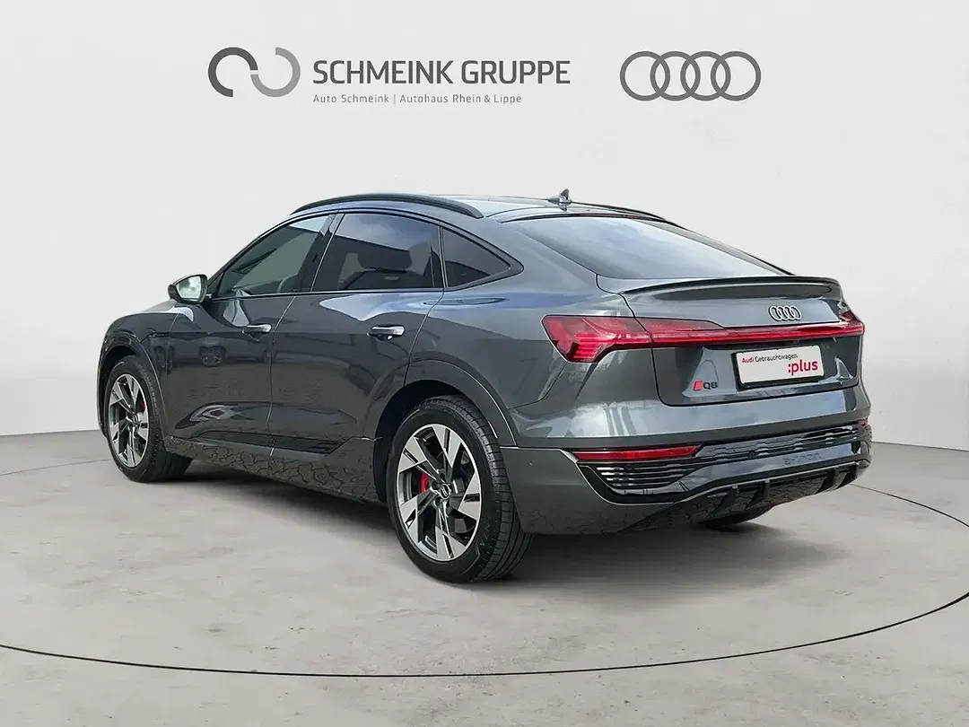 Audi Q8 e-tron - Thumbnail 4