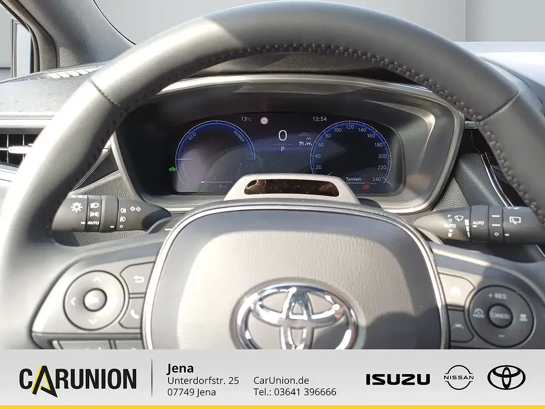 Toyota Corolla - Thumbnail 10