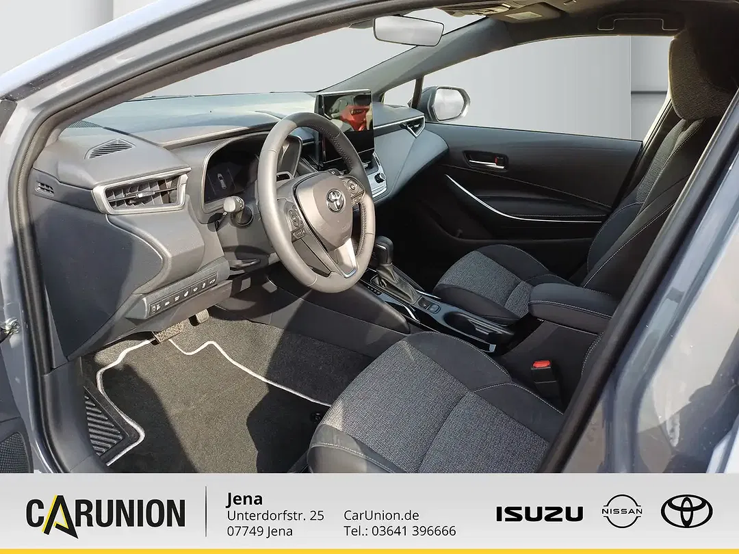 Toyota Corolla - Thumbnail 7