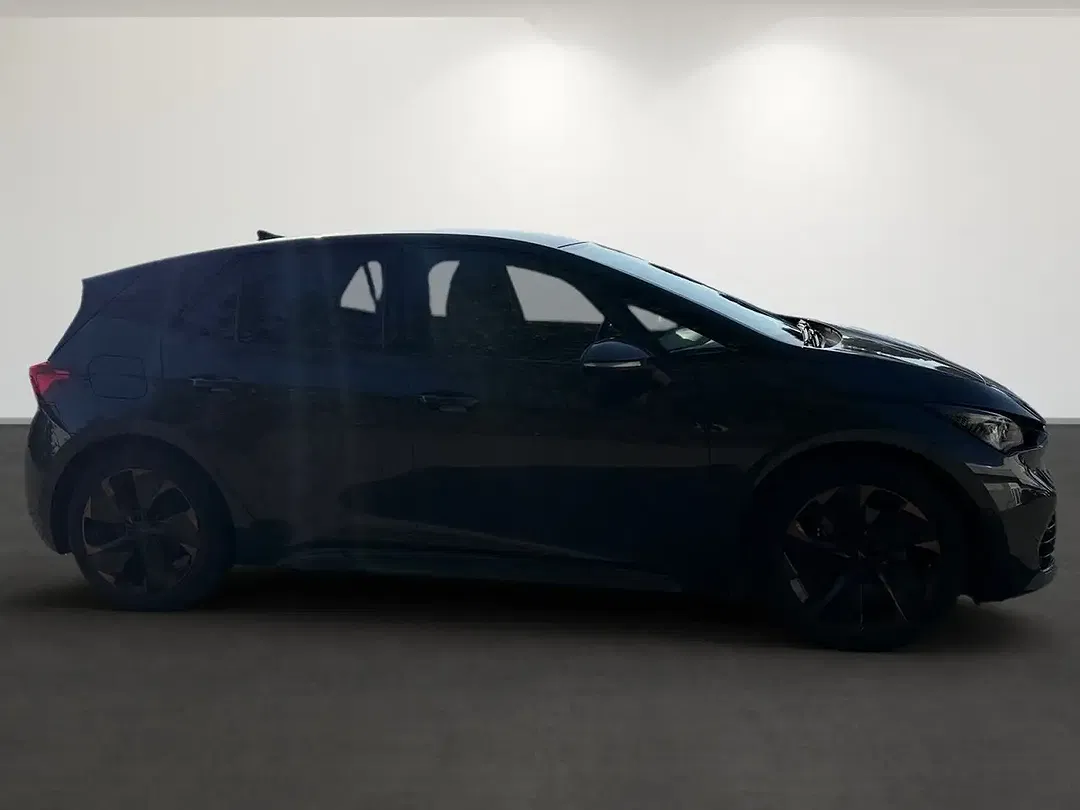 CUPRA Born - Thumbnail 3