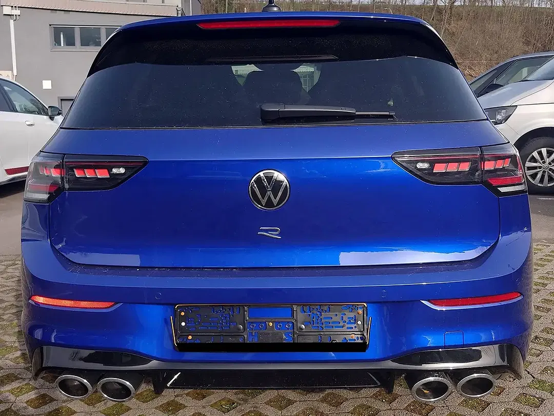 Volkswagen Golf R - Thumbnail 4