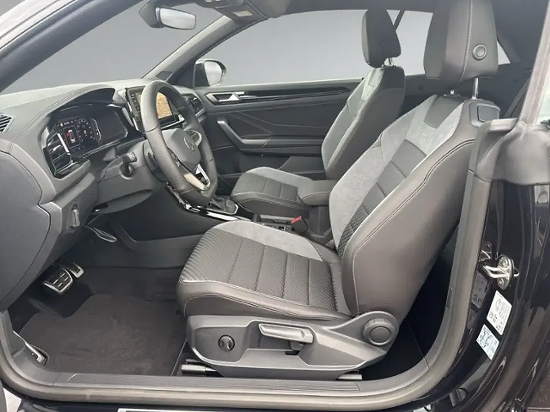 Volkswagen T-Roc - Thumbnail 7