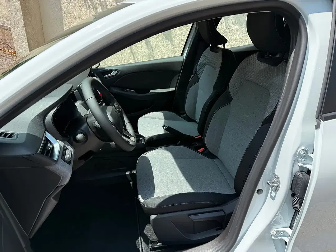 Renault Clio - Thumbnail 7