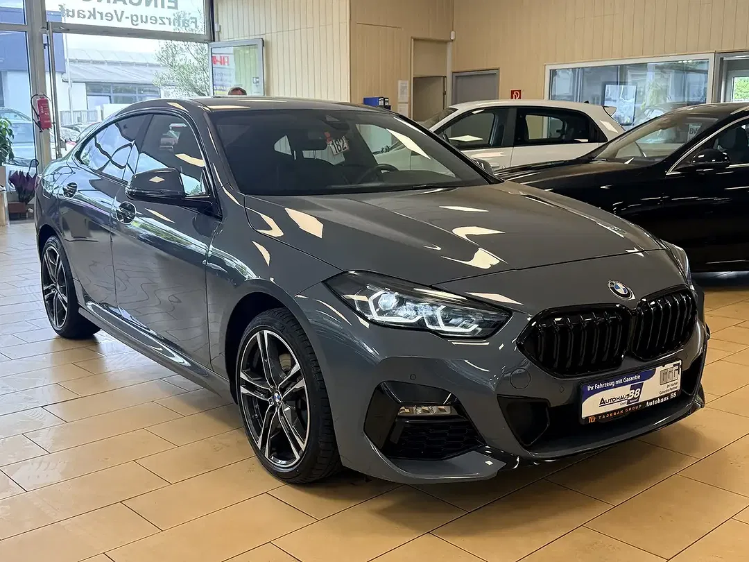 BMW 218 - Thumbnail 3