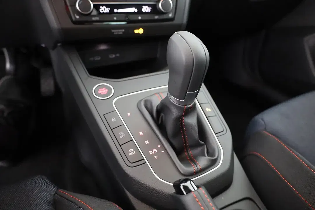 SEAT Ibiza - Thumbnail 13