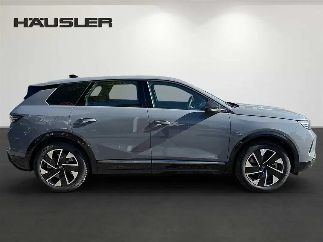 Opel Grandland X - Thumbnail 3