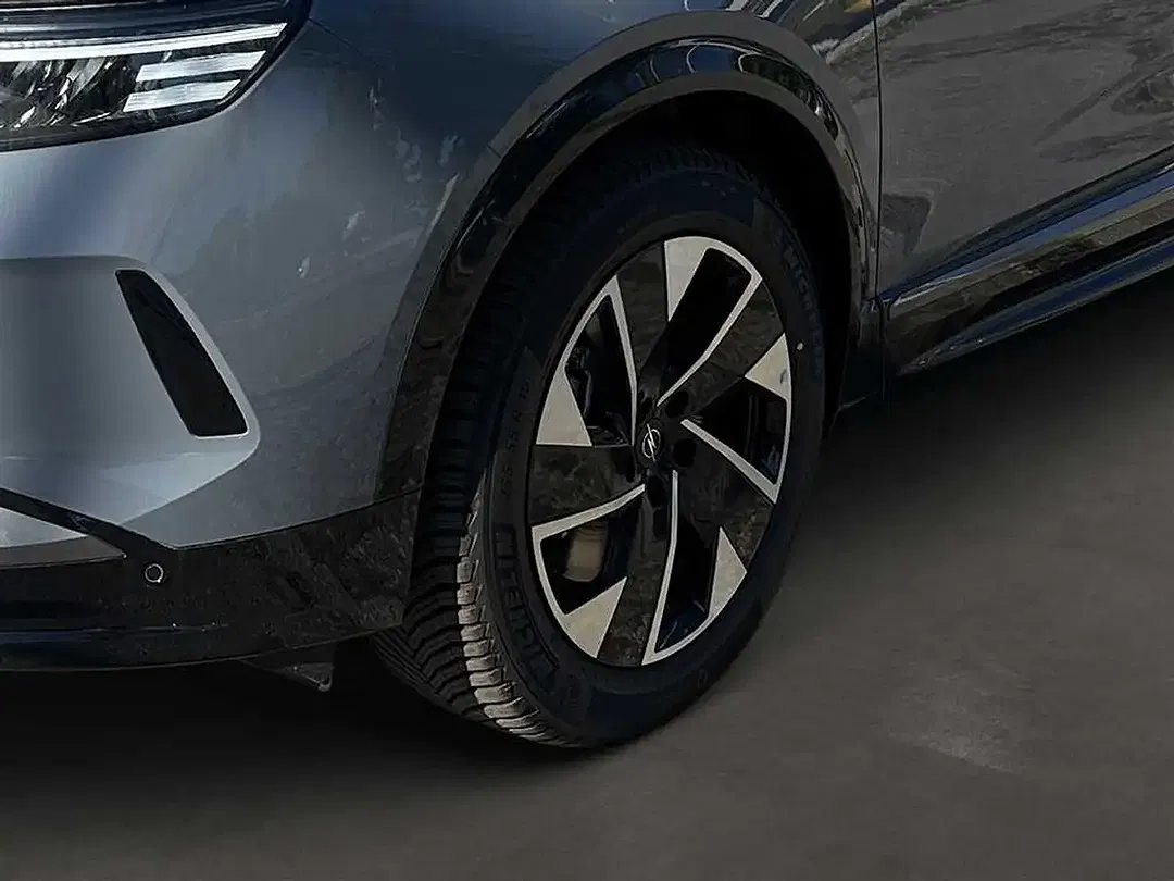 Opel Grandland X - Thumbnail 8