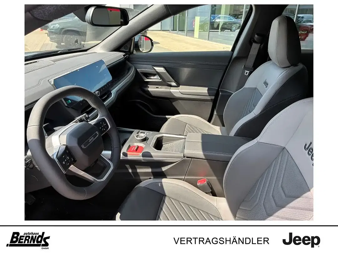 Jeep Compass - Thumbnail 7
