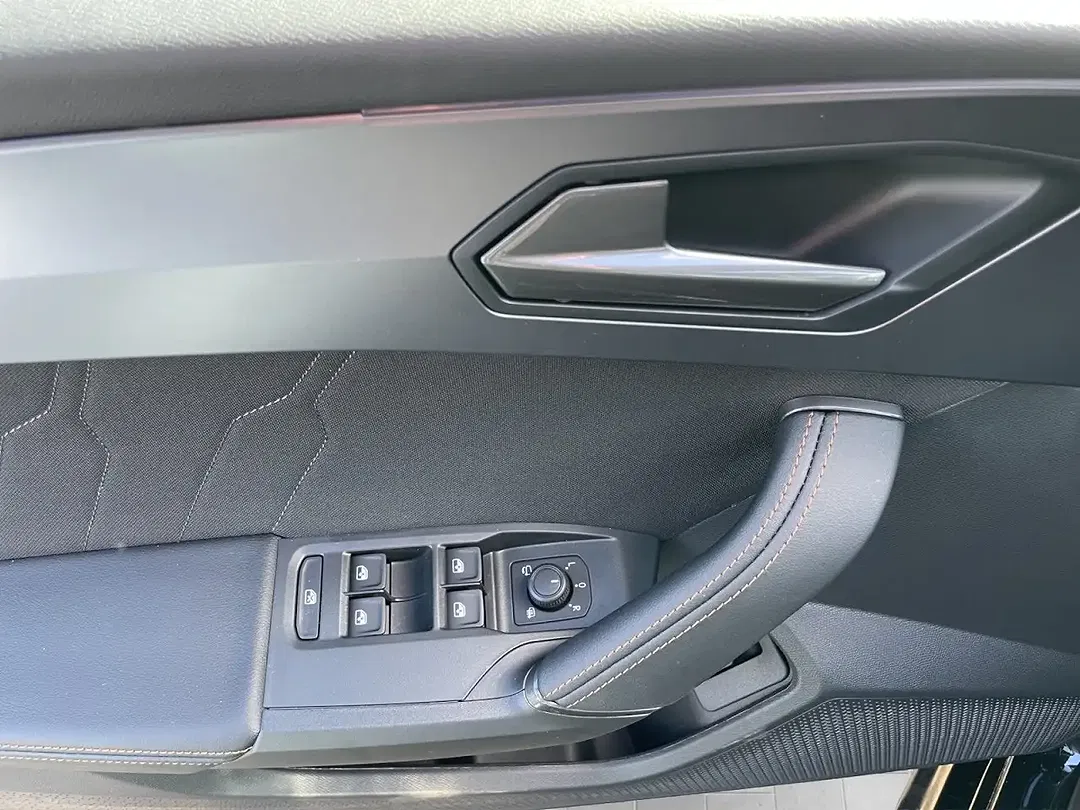 CUPRA Leon - Thumbnail 10