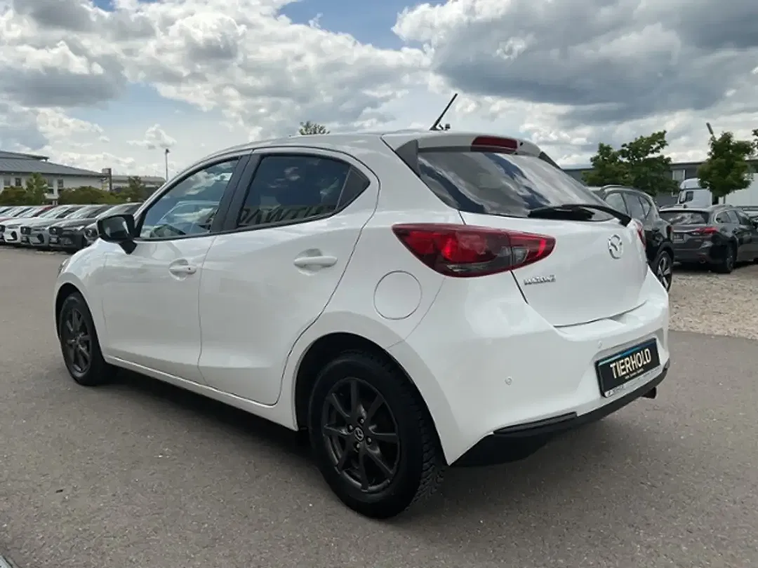 Mazda 2 - Thumbnail 3