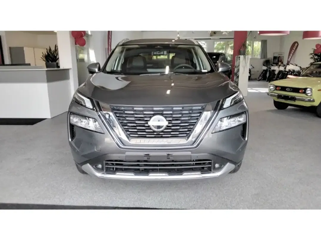 Nissan X-Trail - Thumbnail 2