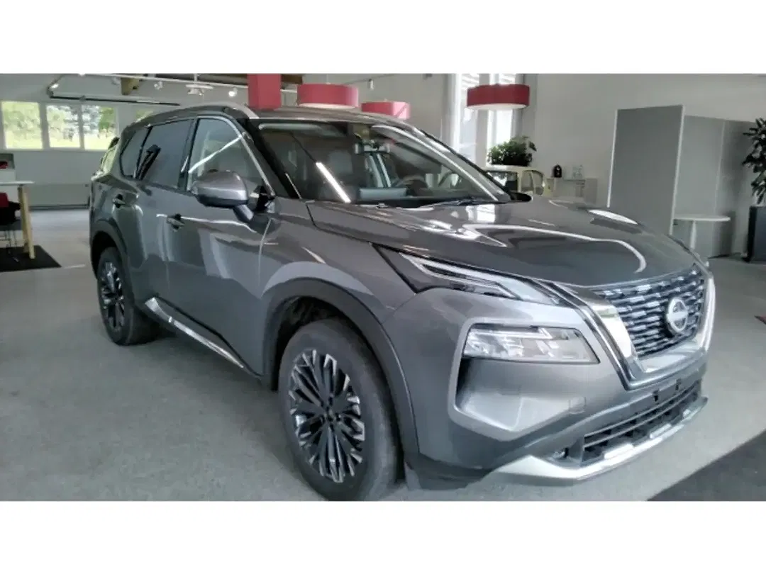 Nissan X-Trail - Thumbnail 3